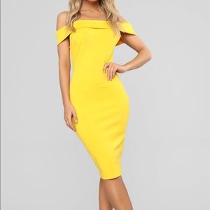 Brand new  yellow fitted dress